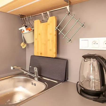 Renovated Cosy & Quiet Flat Near Smichov Station Daire Prag